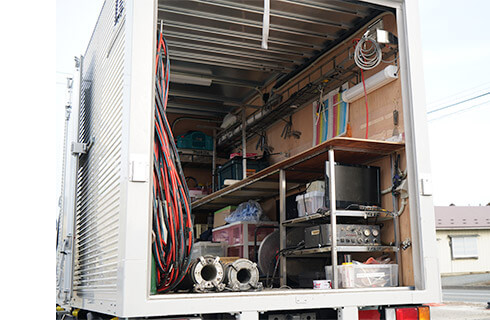 下水管内補修専用プラント車②