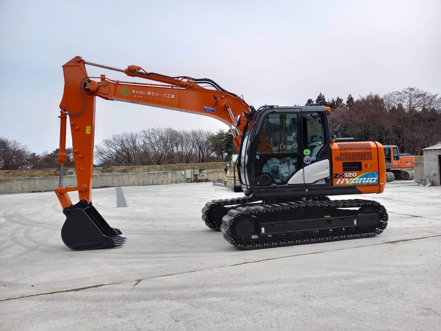 新型ハイブリッドショベル②