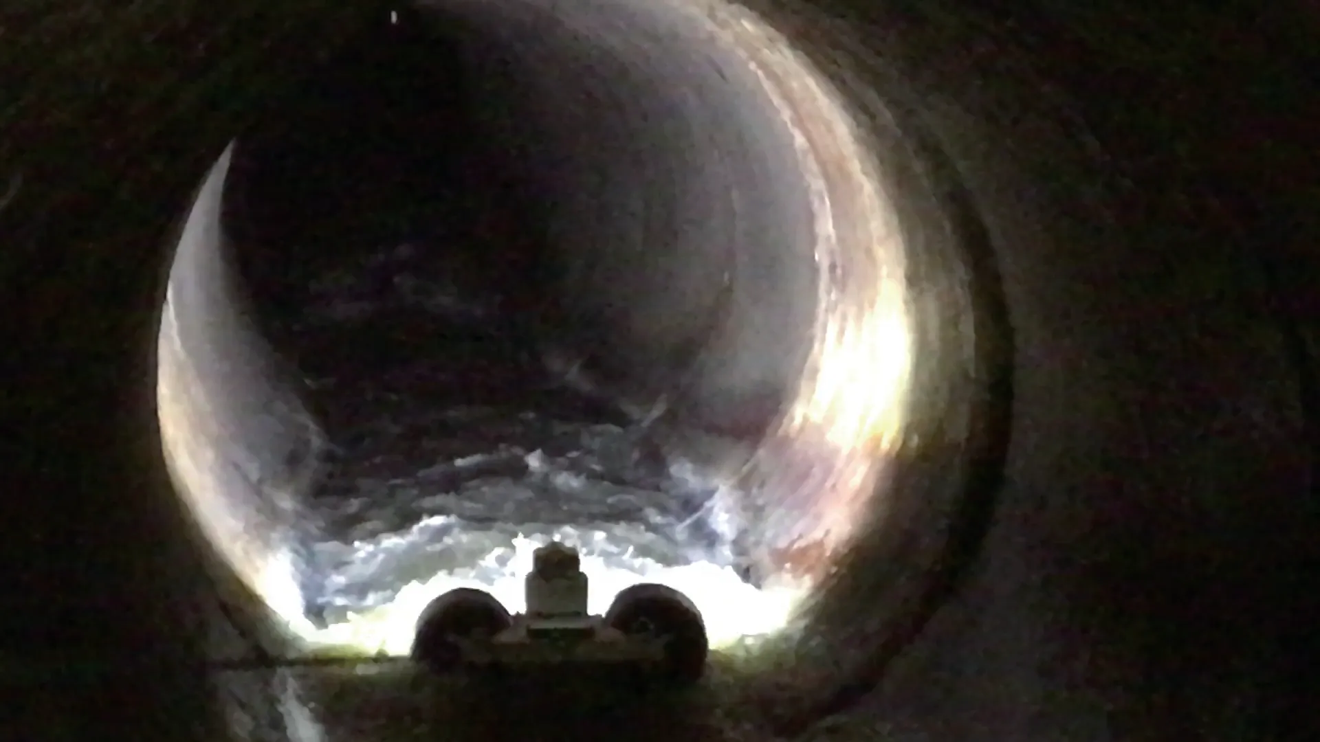 浮流式ユニット稼働中