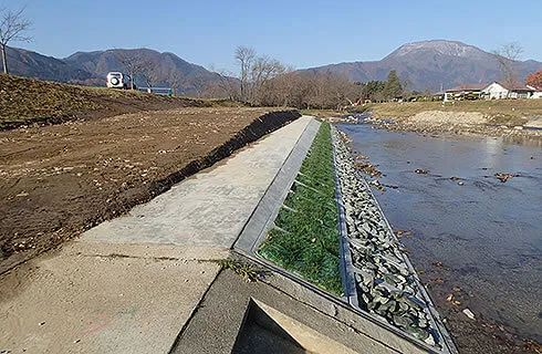 一級河川滝名川筋上平沢地区河川災害復旧（25災171号）ほか3工事①